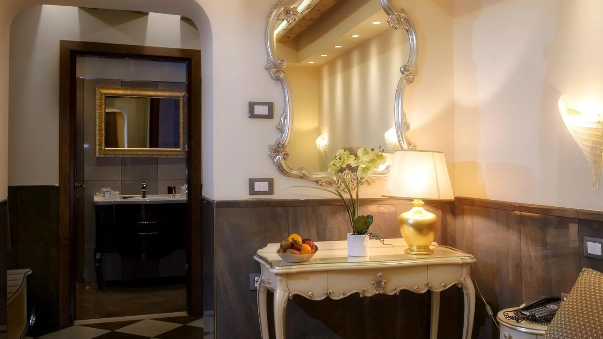 ****  Hotel Santa Marina Venedik İtalya